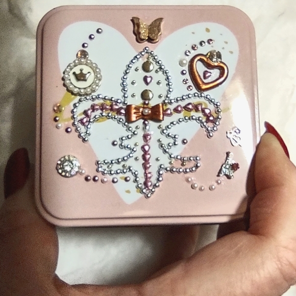 Blush & Copper Fleur de lis Gift Box - Picture 4 of 8